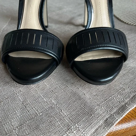 Gianni Bini Black Stiletto Heels with Textured Ankle Strap 8.5M EUC - Picture 12 of 14
